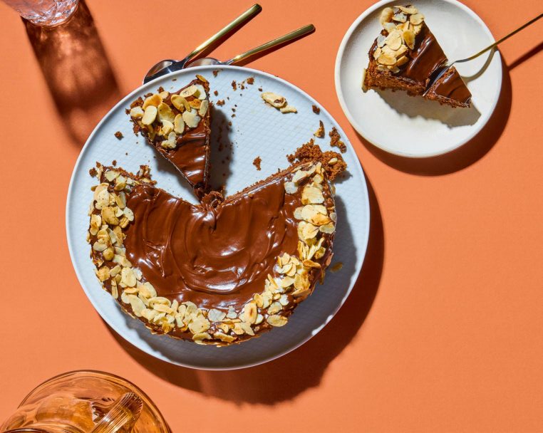 Σοκολατένιο κέικ αμυγδάλου