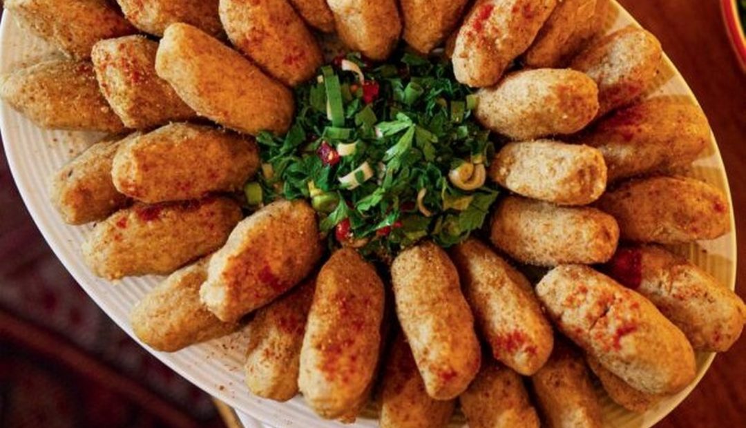 Αρμένικοι Κεφτέδες κόκκινης φακής